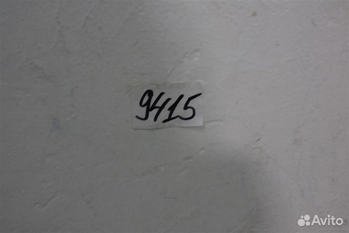 Уплотнитель кузова передней двери Renault Sandero