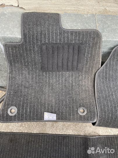 Автомобильные коврики японские