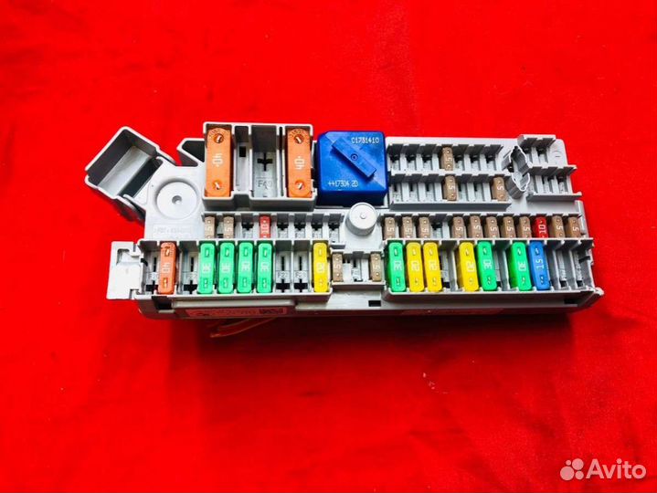 Распределитель тока BMW 5 G30/G31 2023г. 9350313