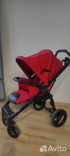 Коляска фирмы 