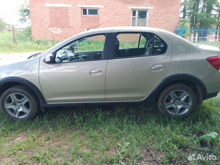 Renault Logan Stepway 1.6 МТ, 2019, 88 300 км