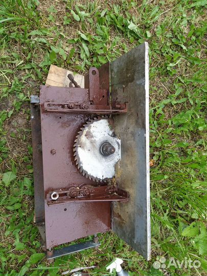 Деревообрабатывающий станок