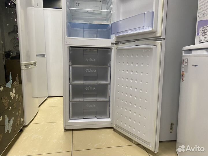 Холодильник Beko узкий