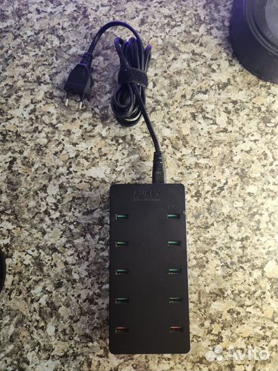 Зарядная станция, Aukey PA-T8