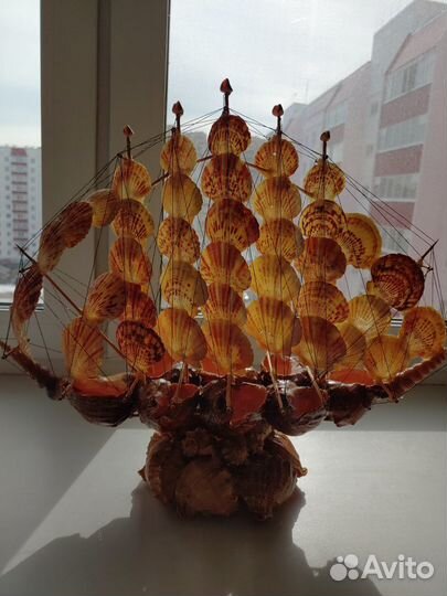 Корабль из ракушек