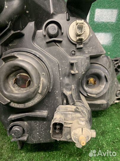 Фара Honda Cr-V передняя левая