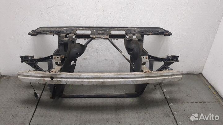 Рамка передняя BMW X3 E83, 2006