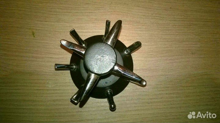 Наковальня для изготовления зубных коронок