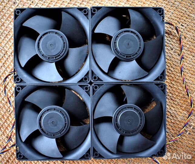 Кулер асика Innosilicon 6 PIN