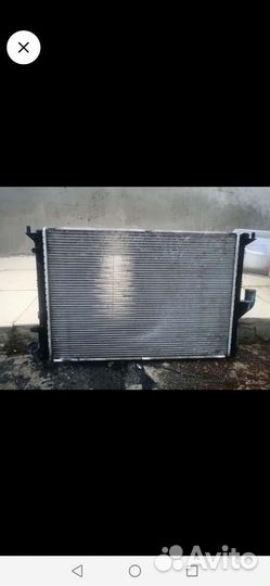 Радиатор охлаждения на renault logan 1 ресталинг