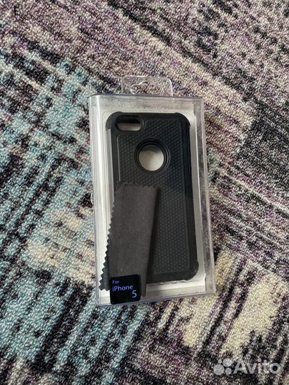 Чехол на iPhone 5
