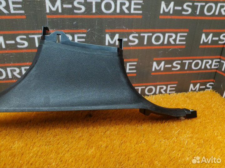 Накладка на порог салона правая Bmw X5 E70 N52B30