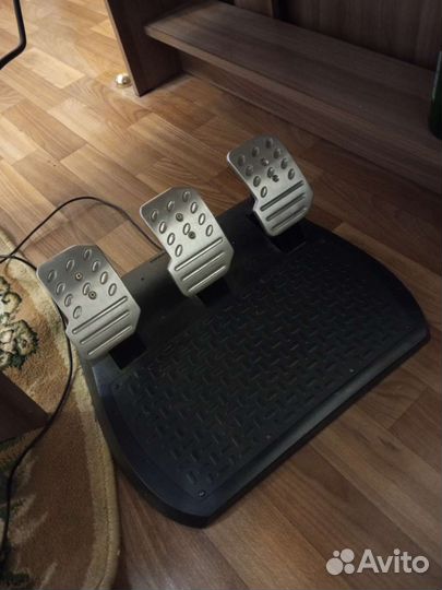 Руль Thrustmaster tmx force feedback