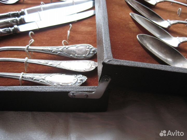 Старинный набор зиш столовых предметов
