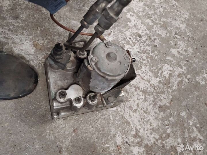 Блок ABS BMW E38 E39 0265217000