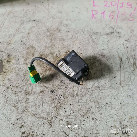 Моторчик заслонки печки iran khodro samand