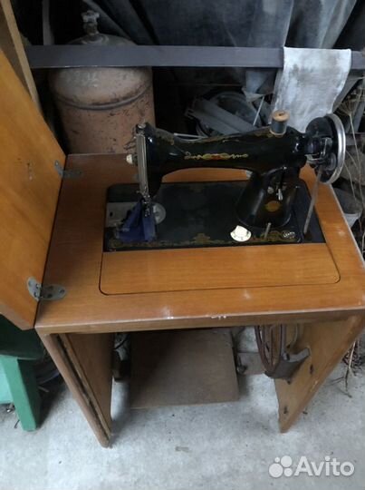 Швейная машина Подольск