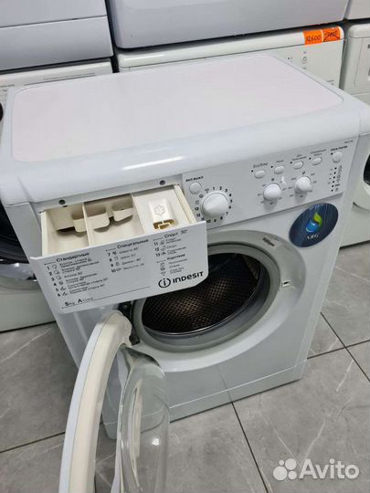 Стиральная машина бу в отличном состоянии