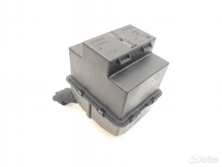 Блок предохранителей Volkswagen Passat B7 1.4 TSI