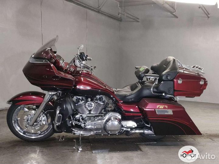 Harley-Davidson CVO Road Glide 2011г