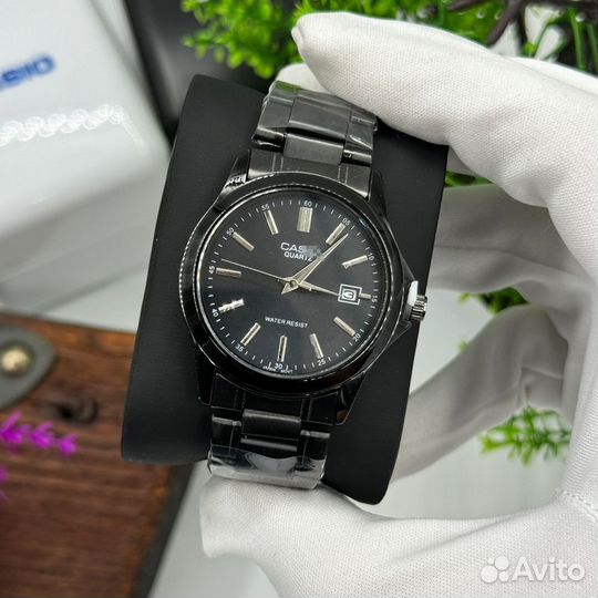 Наручные часы Casio новые