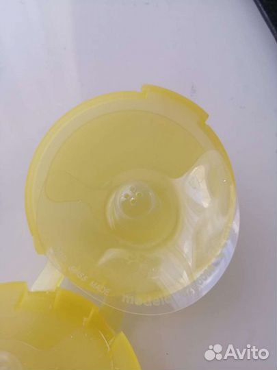 Накладки на грудь medela новые