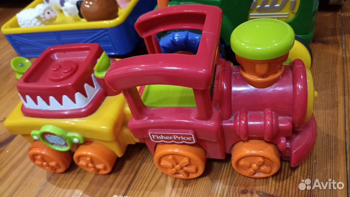 Музыкальные игрушки fisher price