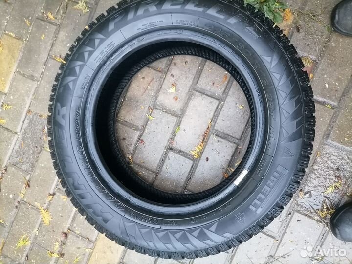 Pirelli Winter Carving Edge 215/60 R16 99T