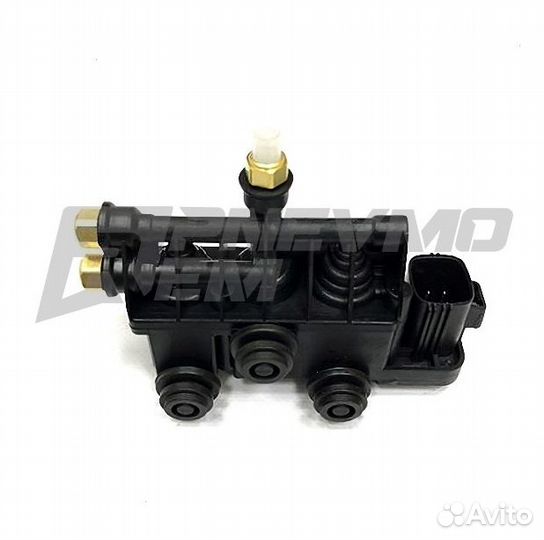 Блок клапанов пневмоподвески Land Rover Discovery