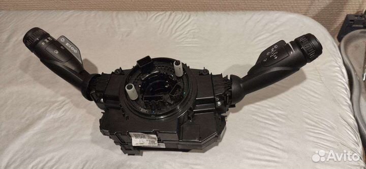 Подрулевой переключатель Geely Atlas 2019