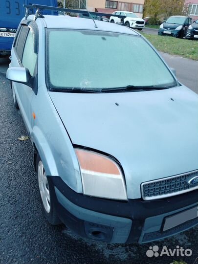 Ford Fusion 1.6 МТ, 2008, битый, 200 000 км