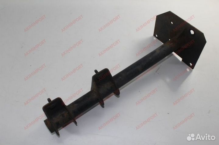 Кронштейн крепления крыла переднего правого б/у