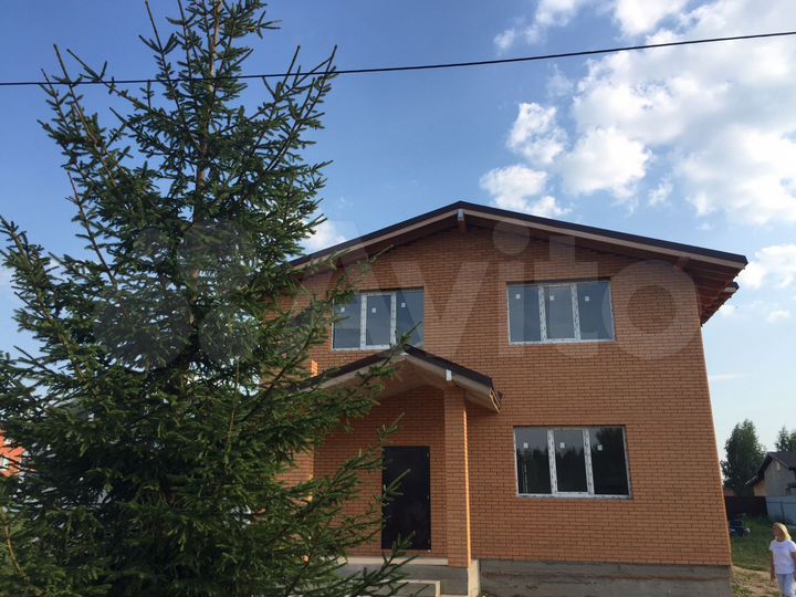 Дом 195 м² на участке 10,4 сот.