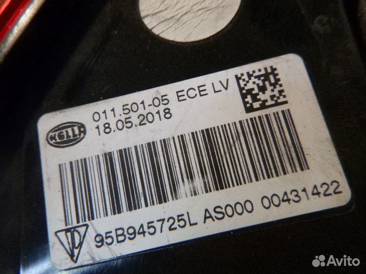 Фонарь задний в бампер левый porsche macan macan 2013