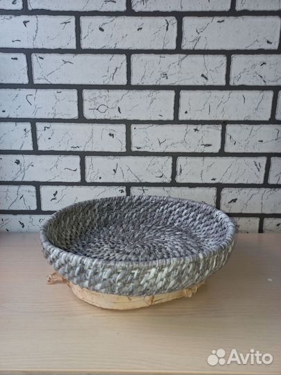 Корзинка плетенная