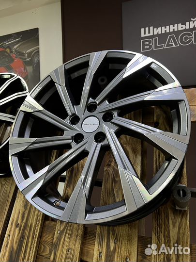 Khomen Wheels 7,5x19/5x114,3 ET48 D67,1 KHW1901