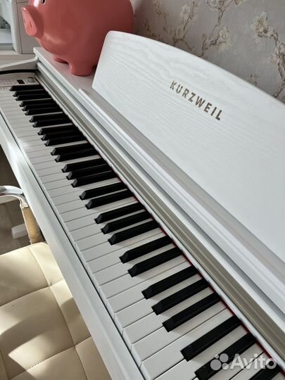 Цифровое пианино Kurzweil M90