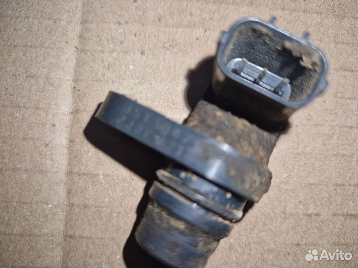 Датчик коленвала мазда 3 bk 1.6 Z6