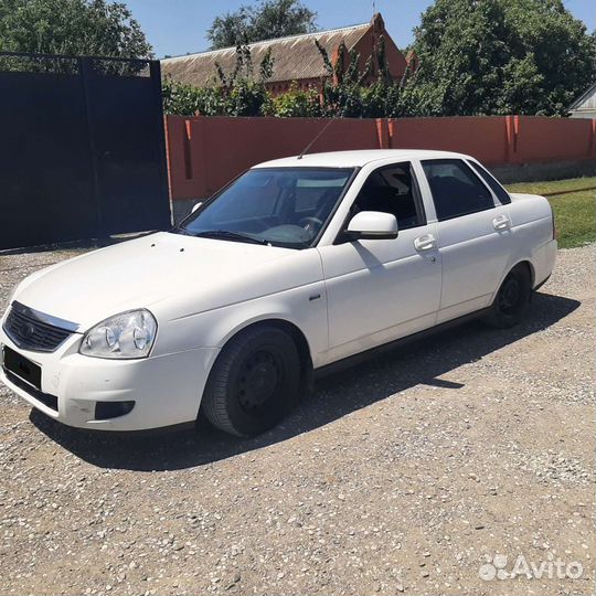 LADA Priora 1.6 МТ, 2013, 300 000 км