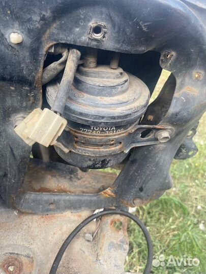 Абсорбер Toyota Crown s120