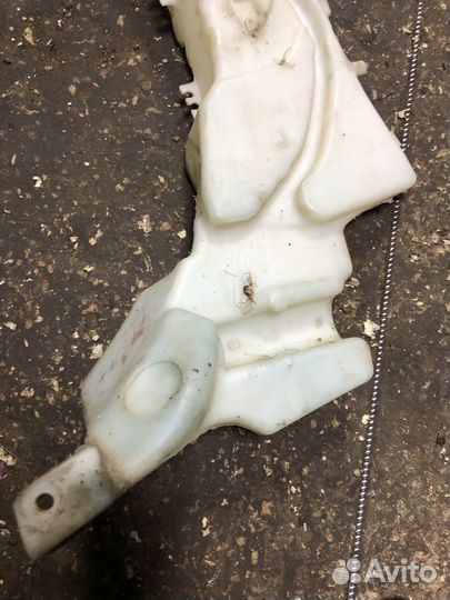 Бачок омывателя Ford Focus 2