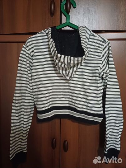 Кофта с капюшоном