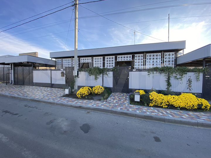 Коттедж 106,6 м² на участке 3 сот.