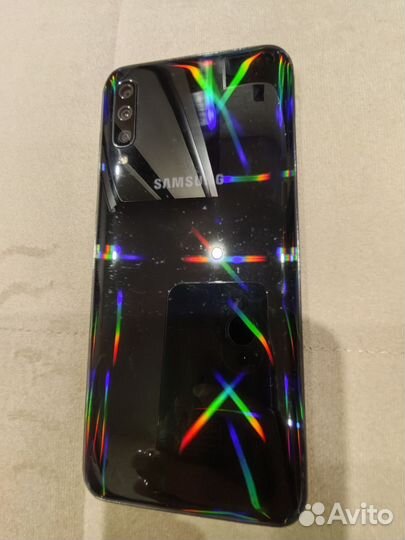 Samsung Galaxy A50, 4/64 ГБ