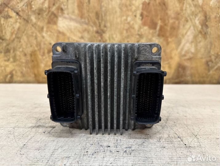 Блок управления Opel Astra Z16XEP