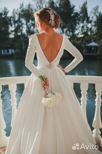 Свадебное платье