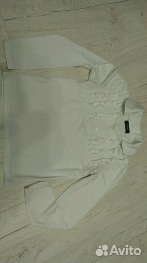 Блузы школьные новые