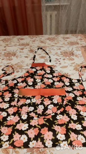 Кухонные фартуки, рукавички и.т.д