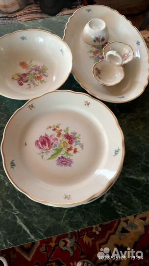 Набор столовой посуды на 6 персон