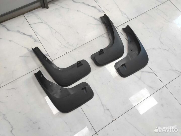 Комплект брызговиков Infiniti FX35 2009-2012